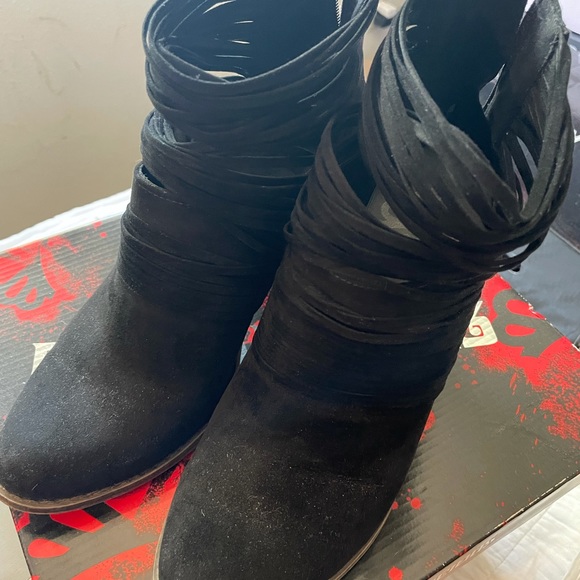 Fergicious boot - Picture 2 of 5